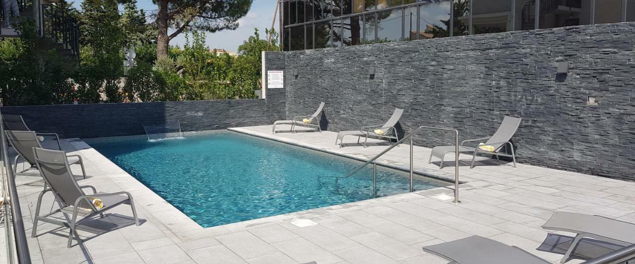 Radisson Hotel Aix En Provence Aix-en-Provence Esterno foto
